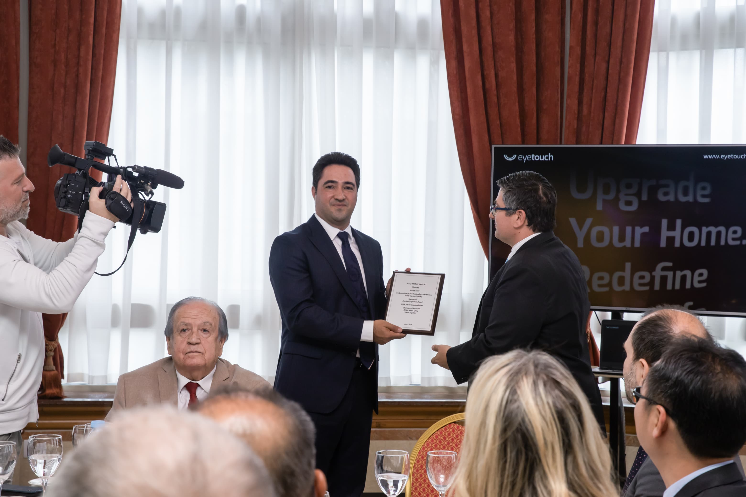 Ehsan Amiri Receives Special Recognition Award at the Ambassadors Lunch gallery image 4